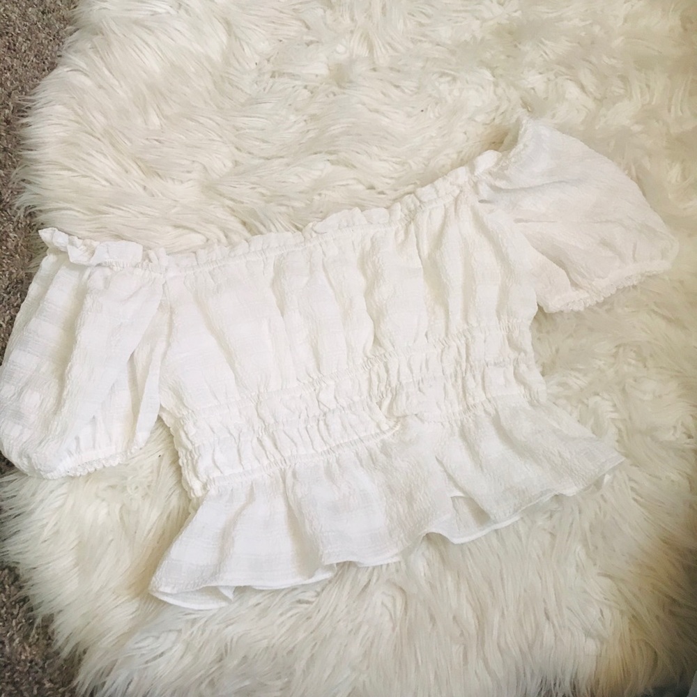 White crop top